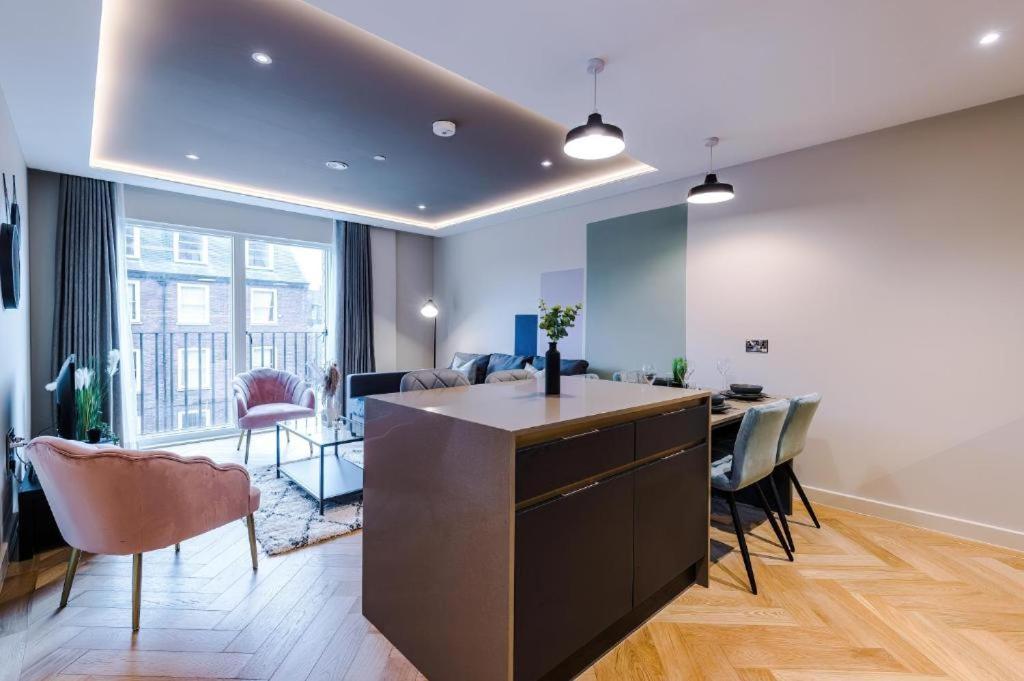 Exquisite Central York Abode Sleeps 6! מראה חיצוני תמונה